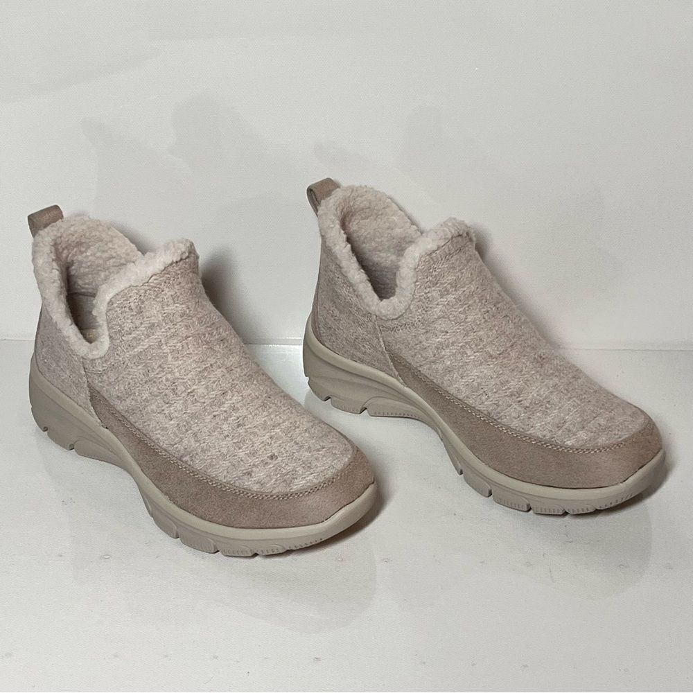 Skechers Relaxed Fit Easy Going Faux Fur Wool Ankle Boots